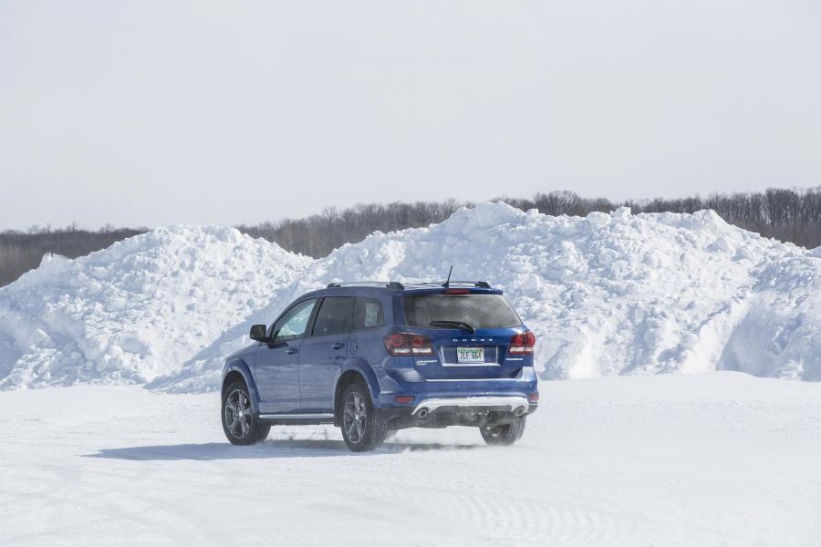  Dodge Journey Crossroad 2014 года  (фото 20 из 63)